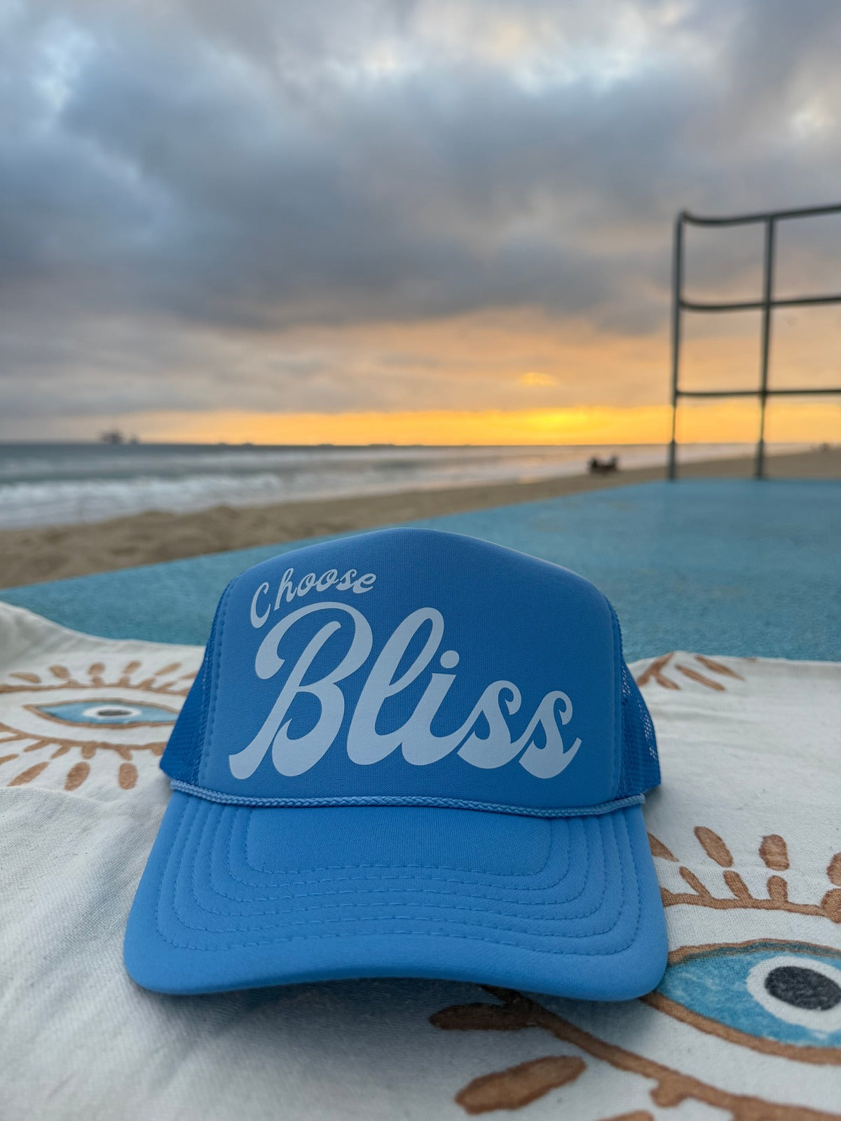 CHOOSE BLISS TRUCKER HAT