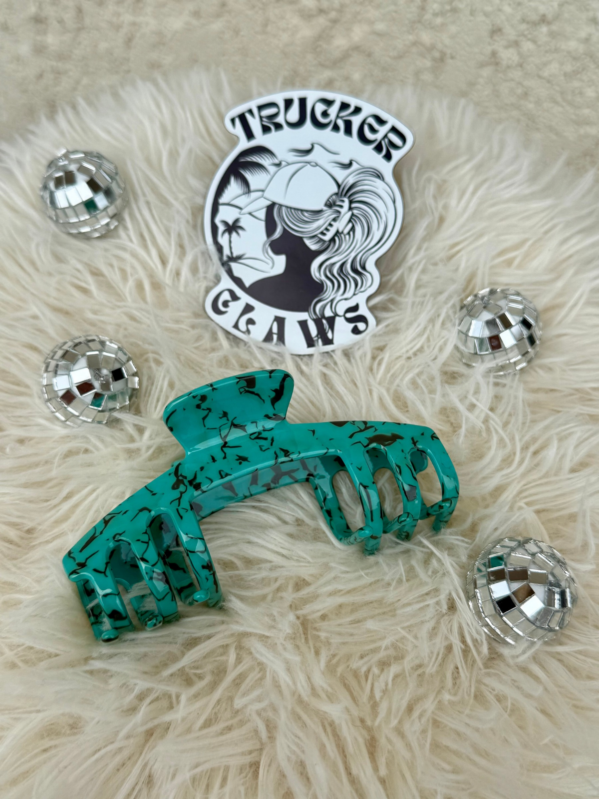TRUCKER CLAWS