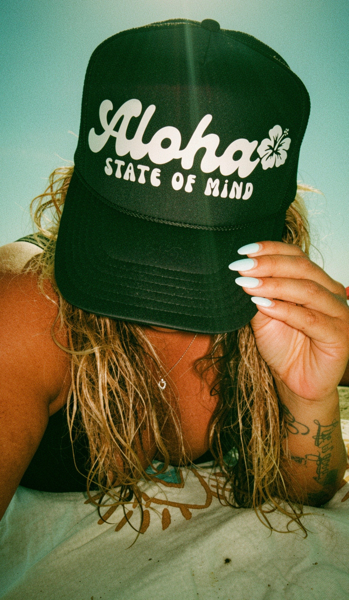 ALOHA STATE OF MIND TRUCKER HAT